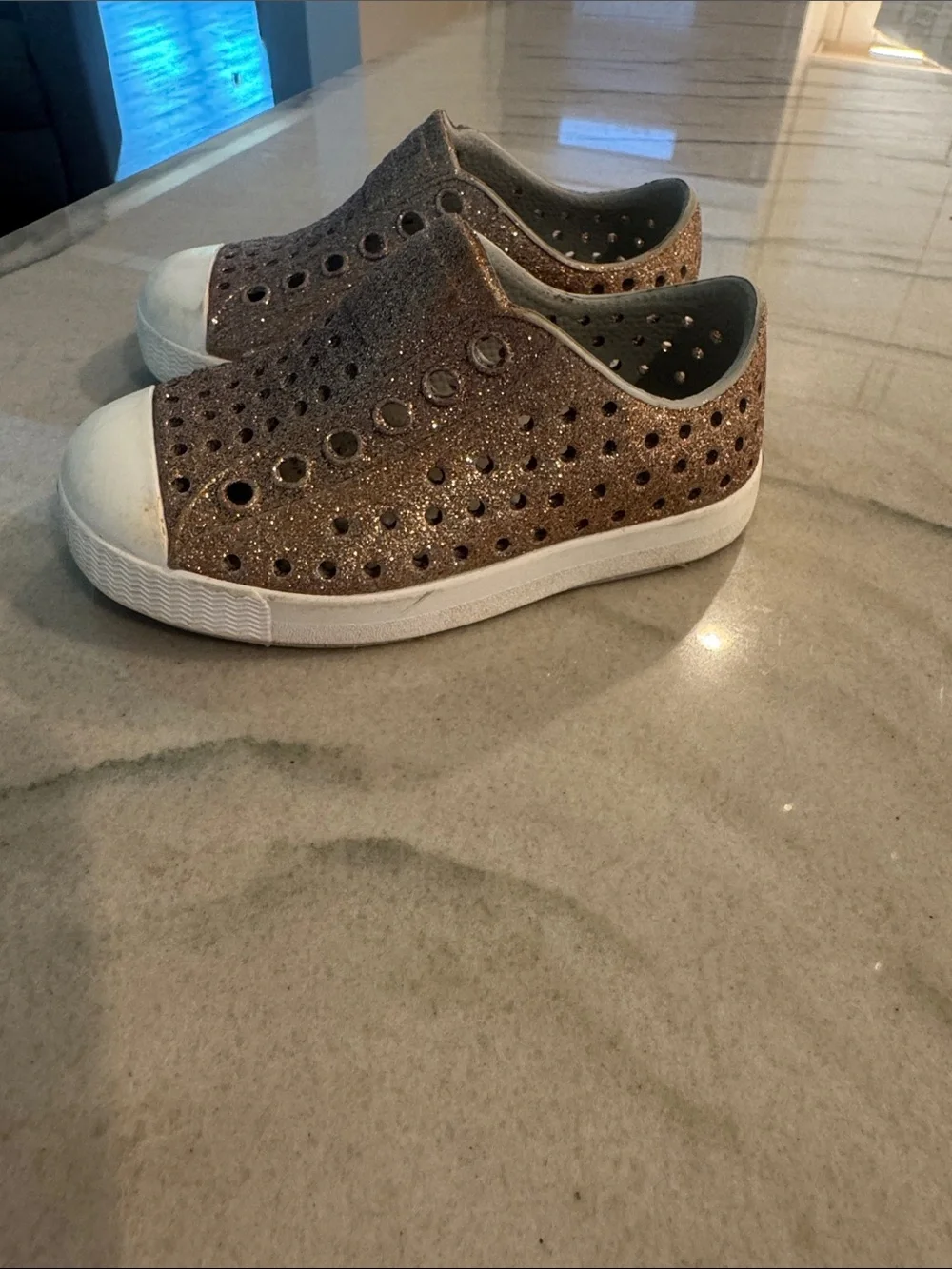 Native Kids Slip-On Sneakers in Bronze Glitter